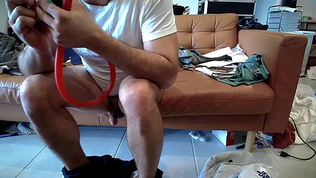 Snapshot of jasoncali305 chatting on September 18, 2025, 1:14 pm jasoncali305 online show from September 18, 2025, 1:14 pm