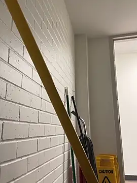 xelita4 online show from September 24, 2025, 12:22 pm