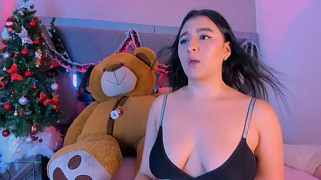 MariaFlowers online show from December 14, 2025, 2:18 am