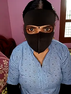 KannadaTamilTeluguBeauty online show from November 7, 2025, 10:53 am