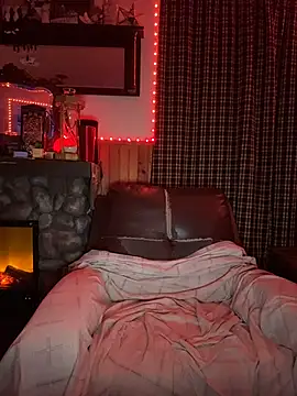 HarmoniousPhantasm3 online show from March 3, 2026, 8:05 pm