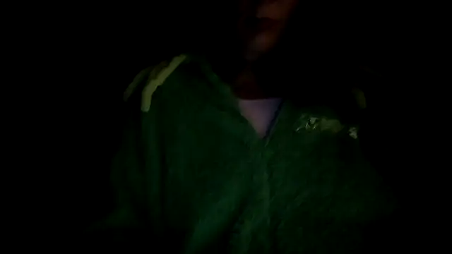 Snapshot of samantaatw chatting on September 21, 2025, 11:32 pm samantaatw online show from September 21, 2025, 11:32 pm