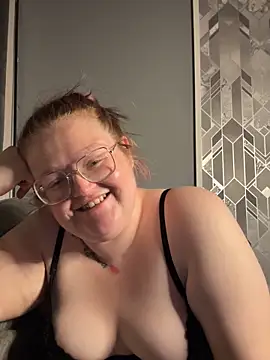 AmberBliss-X online show from October 14, 2025, 10:09 pm