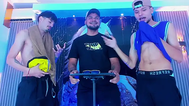 Iam Steven online show from September 29, 2025, 2:01 pm