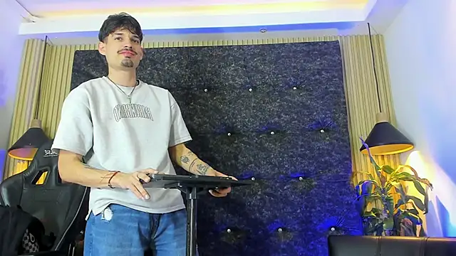 Iam Steven online show from September 30, 2025, 4:40 am