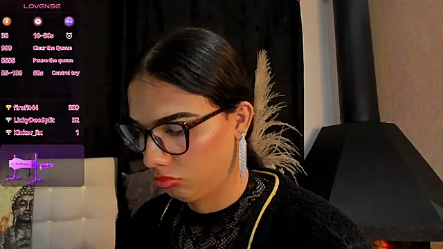 Snapshot of Almaazz chatting on June 21, 2026, 12:16 am Almaazz online show from June 21, 2026, 12:16 am