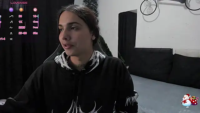 Snapshot of Almaazz chatting on January 14, 2026, 8:01 pm Almaazz online show from January 14, 2026, 8:01 pm