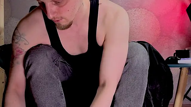 Snapshot of Vincent_Hardman chatting on February 20, 2026, 8:11 pm Vincent Hardman online show from February 20, 2026, 8:11 pm