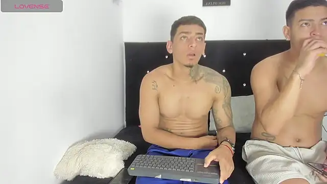 Snapshot of maykel_and_mike chatting on November 15, 2025, 10:08 am maykel and mike online show from November 15, 2025, 10:08 am