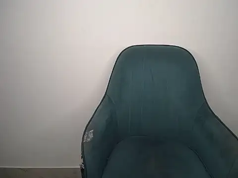 Snapshot of Naughtyy_stripgirl chatting on October 31, 2025, 6:15 pm Naughtyy stripgirl online show from October 31, 2025, 6:15 pm