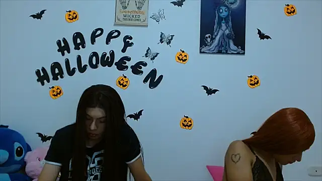 Snapshot of PinkLuna_LolaBloom chatting on October 27, 2025, 11:55 am PinkLuna LolaBloom online show from October 27, 2025, 11:55 am