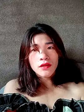 Snapshot of Mina-pusy chatting on November 24, 2025, 2:11 am Mina-pusy online show from November 24, 2025, 2:11 am