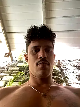 Snapshot of trustes00tribox chatting on November 16, 2025, 2:11 pm trustes00tribox online show from November 16, 2025, 2:11 pm