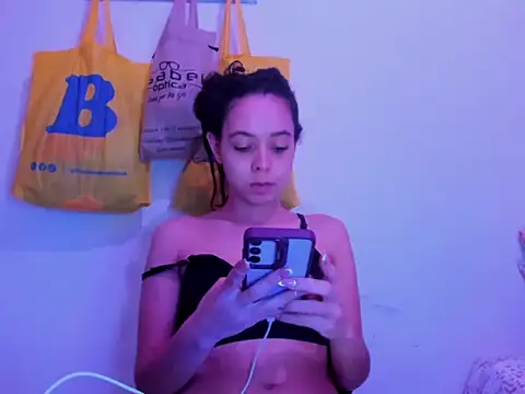 Annie rosse1017 online show from February 23, 2026, 4:47 am