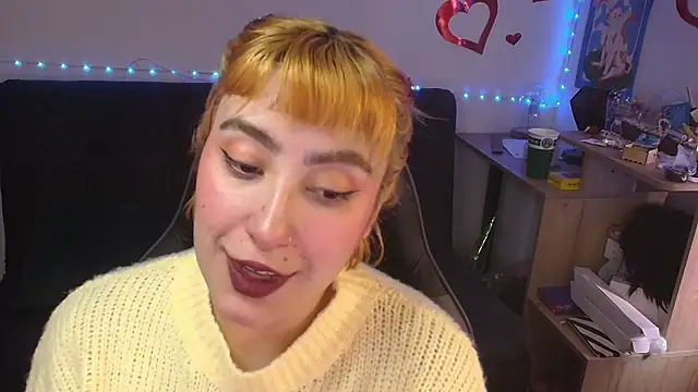 Miacatsito3 online show from June 24, 2026, 9:01 pm