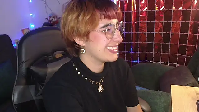 Miacatsito3 online show from February 28, 2026, 10:31 pm