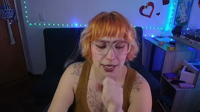 Miacatsito3 online show from June 5, 2026, 1:10 am