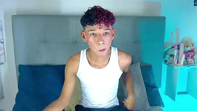 Billie Turner  online show from October 12, 2025, 4:03 am