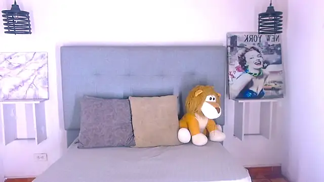 Billie Turner  online show from November 13, 2025, 4:16 am