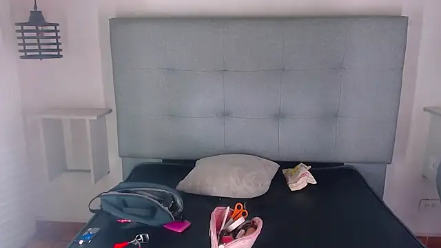 Billie Turner  online show from September 15, 2025, 4:57 am