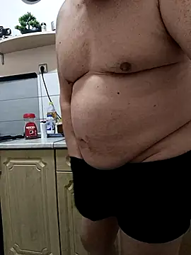 Snapshot of narrowboy chatting on November 24, 2025, 1:44 pm narrowboy online show from November 24, 2025, 1:44 pm