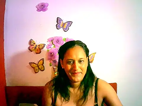 Snapshot of Indiansexyboobs18 chatting on November 11, 2025, 12:11 pm Indiansexyboobs18 online show from November 11, 2025, 12:11 pm