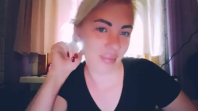 Snapshot of EmmaCat_ chatting on May 20, 2026, 5:59 am EmmaCat online show from May 20, 2026, 5:59 am
