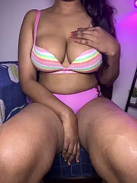 Snapshot of Your_jannat_2024 chatting on December 16, 2025, 8:40 am Your jannat 2024 online show from December 16, 2025, 8:40 am