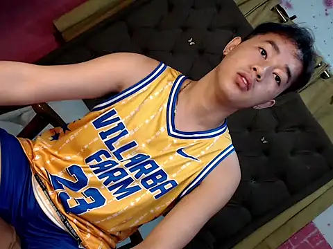 Snapshot of mr_chandy chatting on February 16, 2026, 10:18 pm mr chandy online show from February 16, 2026, 10:18 pm