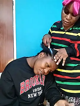 Snapshot of BlondieBitch chatting on November 28, 2025, 9:37 pm BlondieBitch online show from November 28, 2025, 9:37 pm