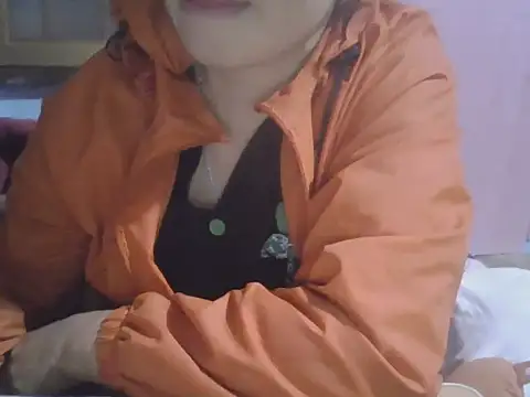 Snapshot of AmyChan086 chatting on February 12, 2026, 2:28 pm AmyChan086 online show from February 12, 2026, 2:28 pm