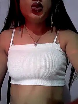 Snapshot of Cutie-Whiskey1 chatting on December 5, 2025, 6:39 pm Cutie-Whiskey1 online show from December 5, 2025, 6:39 pm