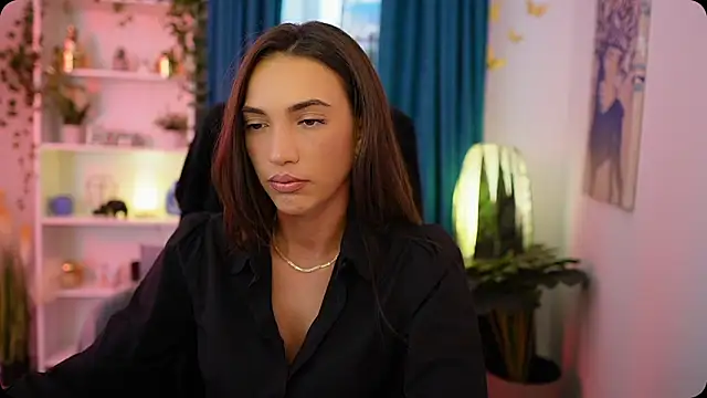 Alexis Love  online show from October 2, 2025, 1:14 pm