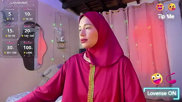 Snapshot of ShanaJamil chatting on November 8, 2025, 12:09 pm ShanaJamil online show from November 8, 2025, 12:09 pm