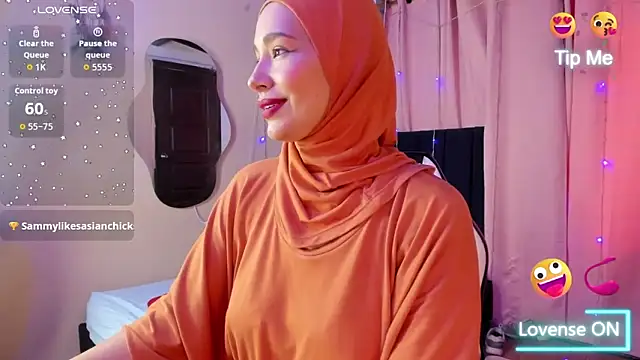 Snapshot of ShanaJamil chatting on October 17, 2025, 4:31 pm ShanaJamil online show from October 17, 2025, 4:31 pm