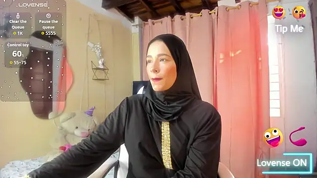 Snapshot of ShanaJamil chatting on November 20, 2025, 12:06 pm ShanaJamil online show from November 20, 2025, 12:06 pm