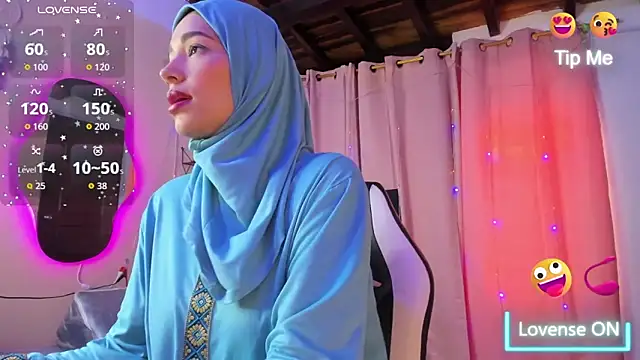 Snapshot of ShanaJamil chatting on September 20, 2025, 12:10 pm ShanaJamil online show from September 20, 2025, 12:10 pm