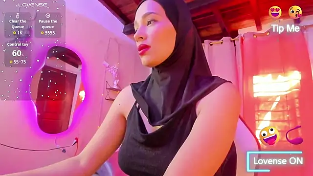 Snapshot of ShanaJamil chatting on September 23, 2025, 12:12 pm ShanaJamil online show from September 23, 2025, 12:12 pm