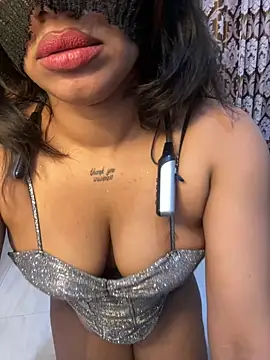 Snapshot of Ceylon_couple chatting on May 12, 2026, 7:20 pm Ceylon couple online show from May 12, 2026, 7:20 pm