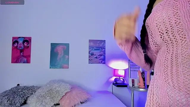 Snapshot of saray_rivas18 chatting on October 9, 2025, 11:22 am saray rivas18 online show from October 9, 2025, 11:22 am