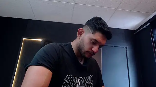 Snapshot of RichardMilleer chatting on February 12, 2026, 2:28 pm RichardMilleer online show from February 12, 2026, 2:28 pm