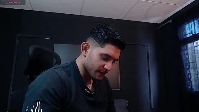 Snapshot of RichardMilleer chatting on February 28, 2026, 5:01 pm RichardMilleer online show from February 28, 2026, 5:01 pm