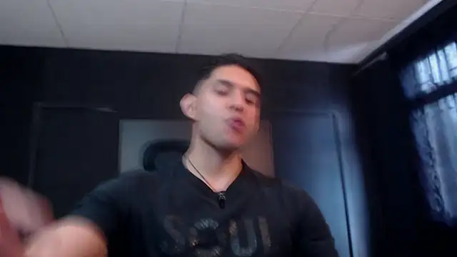 Snapshot of RichardMilleer chatting on February 25, 2026, 2:06 pm RichardMilleer online show from February 25, 2026, 2:06 pm