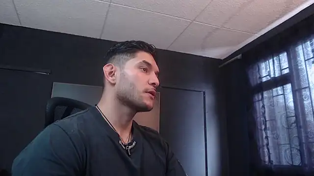 Snapshot of RichardMilleer chatting on February 3, 2026, 1:49 pm RichardMilleer online show from February 3, 2026, 1:49 pm