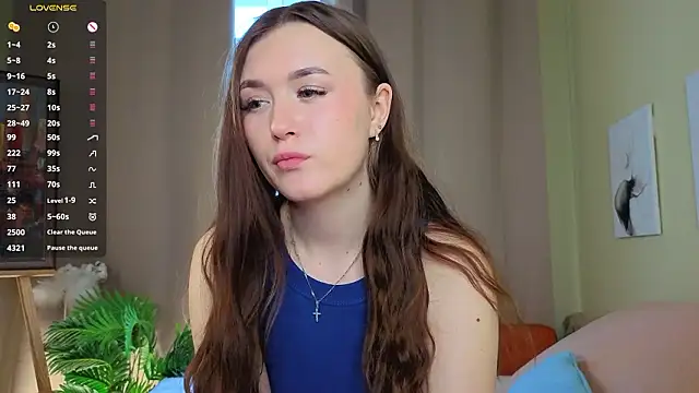 AlinaOrf online show from March 31, 2026, 5:09 am