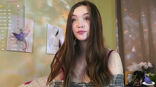 AlinaOrf online show from February 4, 2026, 5:13 am