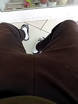 Snapshot of fullystroked chatting on October 25, 2025, 10:36 am fullystroked online show from October 25, 2025, 10:36 am