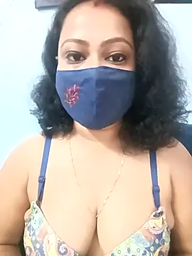 Deliciouskimi online show from April 4, 2026, 10:22 am