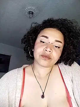 Julie wallace online show from December 21, 2025, 7:15 pm