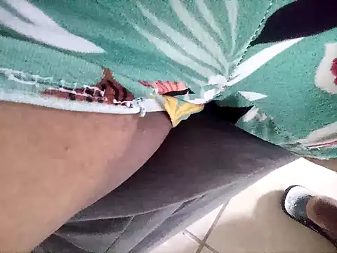 Snapshot of Rosabela04 chatting on September 21, 2025, 12:54 pm Rosabela04 online show from September 21, 2025, 12:54 pm